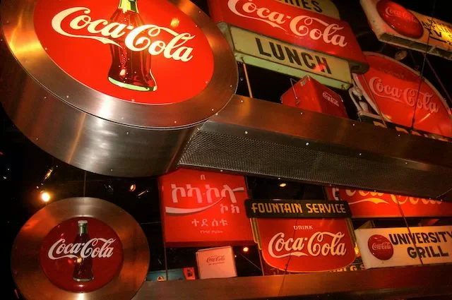 Top 5 sự thật đen tối mà Coca-Cola đang che dấu người dùng