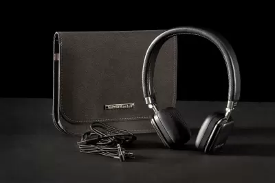 Top 4 tai nghe không dây đánh giá có âm thanh hay nhất của Harman Kardon