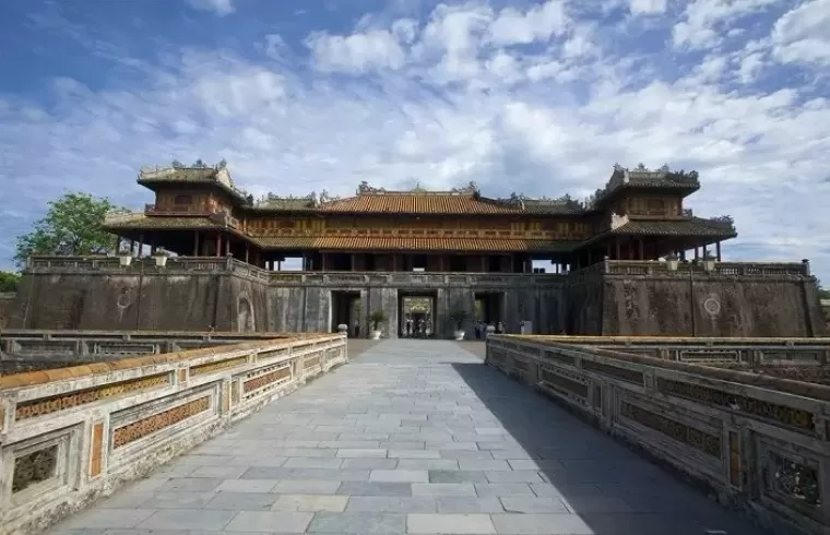 Top 6 địa điểm du lịch đẹp và nổi tiếng nhất thành phố Huế