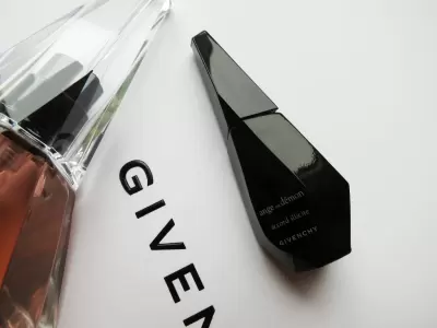Top 5 lọ nước hoa được mua nhiều nhất của Givenchy
