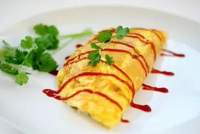 TOP 5 mẹo "thần thánh" giúp bạn chiên trứng vàng ngon tươi xốp