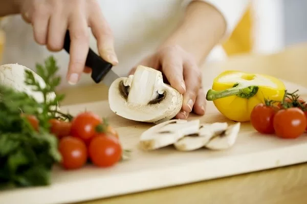 4 bí quyết chữa cháy khi món ăn bị mặn