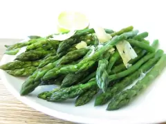 6 loại rau củ giúp tăng dinh dưỡng và dễ hấp thụ hơn khi nấu chín