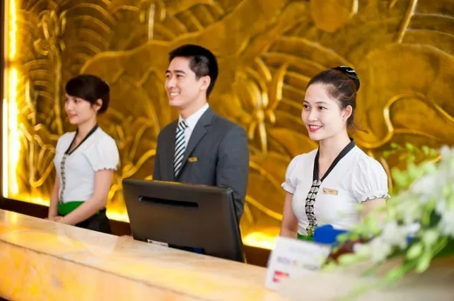Top 5 kinh nghiệm làm lễ tân khách sạn chuyên nghiệp