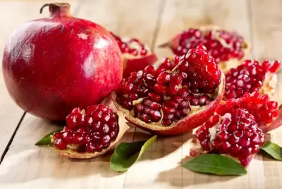 Top 7 loại thực phẩm bạn nên hạn chế ăn vào mùa hè