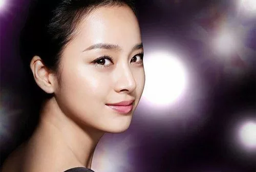 Top 6 tướng giúp nhận biết người phụ nữ có số giàu sang