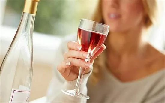 Top 6 thực phẩm có thể ăn mòn dạ dày của bạn