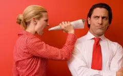 Top 6 cách ứng xử với đồng nghiệp khó nhằn chốn công sở