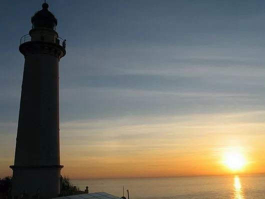 Top 5 ngọn hải đăng đã tồn tại trên 100 tuổi nổi tiếng ở Việt Nam