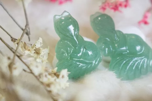 Top 5 vật phẩm giúp cầu tình duyên cho người tuổi Hợi