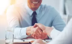 Top 10 tiêu chí để nhận biết môi trường làm việc chuyên nghiệp