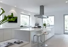 Top 7 ý tưởng giúp giảm sự đơn điệu cho phòng bếp màu trắng
