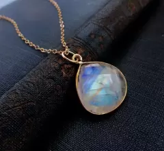 Top 5 đá phong thủy hợp với người tuổi Bính Ngọ