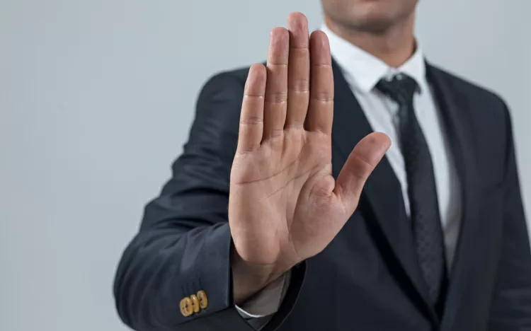 Top 7 cách từ chối với đồng nghiệp hay nhờ vã