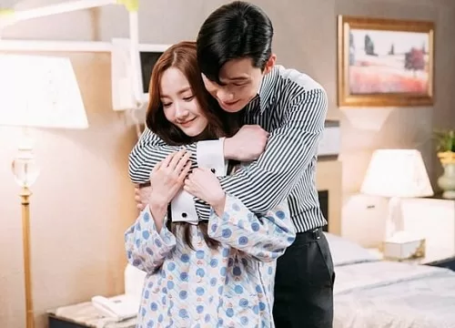 Top 5 lợi ích rất đáng ngạc nhiên từ những cái ôm