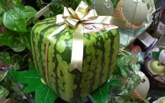 Top 10 loại trái cây đắt đỏ nhất thế giới