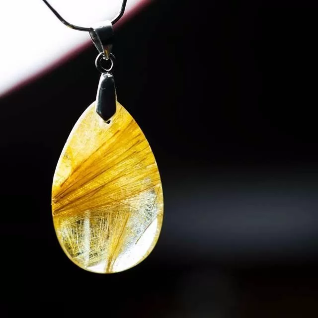 Top 5 trang sức đem lại may mắn cho người tuổi Mão