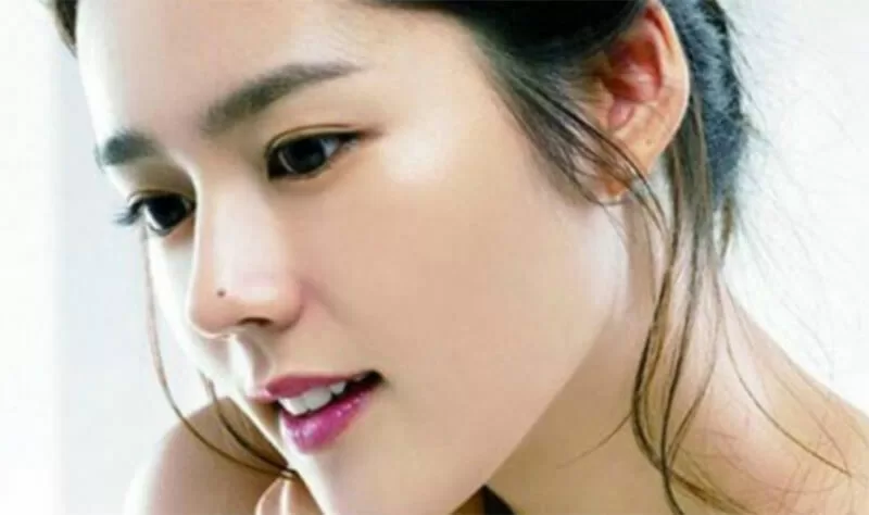 Top 6 nốt ruồi xấu mà phụ nữ cần phải xóa đi để hôn nhân luôn hạnh phúc