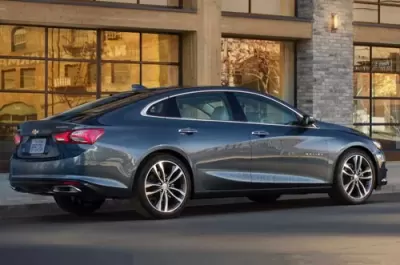 Top 5 mẫu sedan cỡ trung đời 2019 đáng mua vào đầu năm