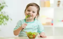 Top 8 loại thực phẩm có thể tăng cường trí não cho trẻ