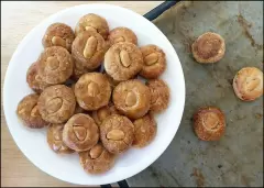 Top 8 món ăn vặt được yêu thích trong ngày Tết ở Malaysia