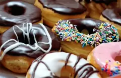 Top 10 món ăn nhẹ phổ biến khi đi du lịch khắp thế giới
