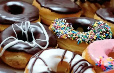 Top 10 món ăn nhẹ phổ biến khi đi du lịch khắp thế giới
